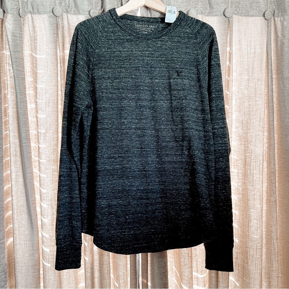 NWT American Eagle Raglan Washed Black Long Sleeve Tee Shirt Size Small